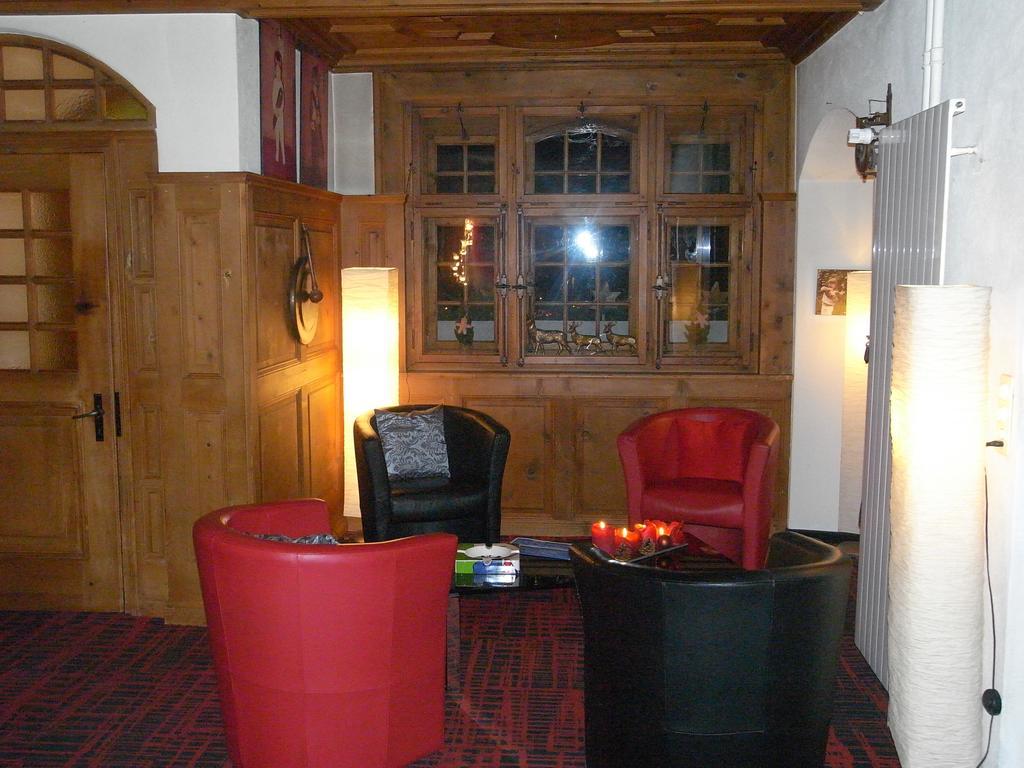 Chalet-Hotel Larix Davos Exterior photo