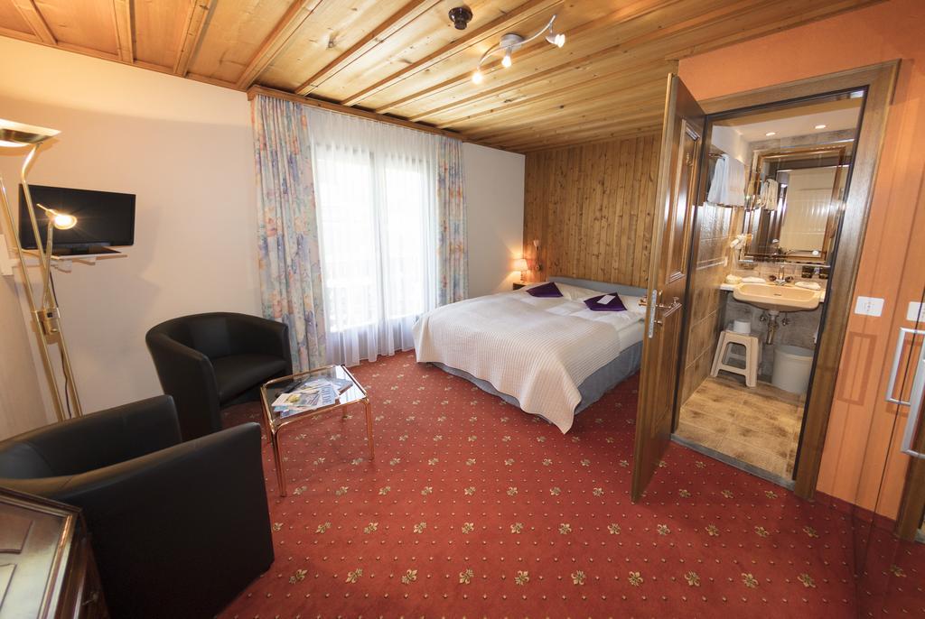 Chalet-Hotel Larix Davos Exterior photo